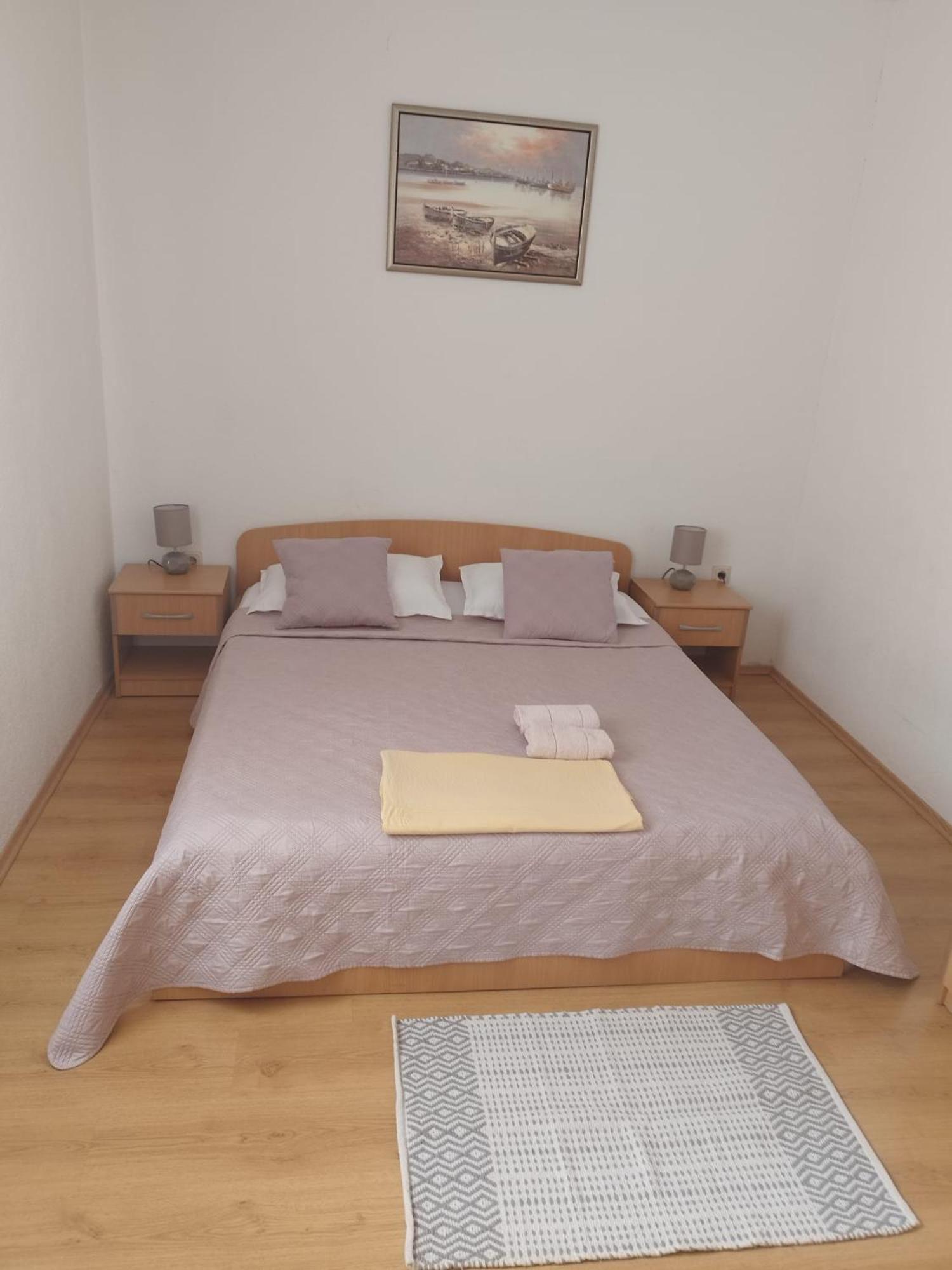 Apartmani Grgic Trogir Buitenkant foto