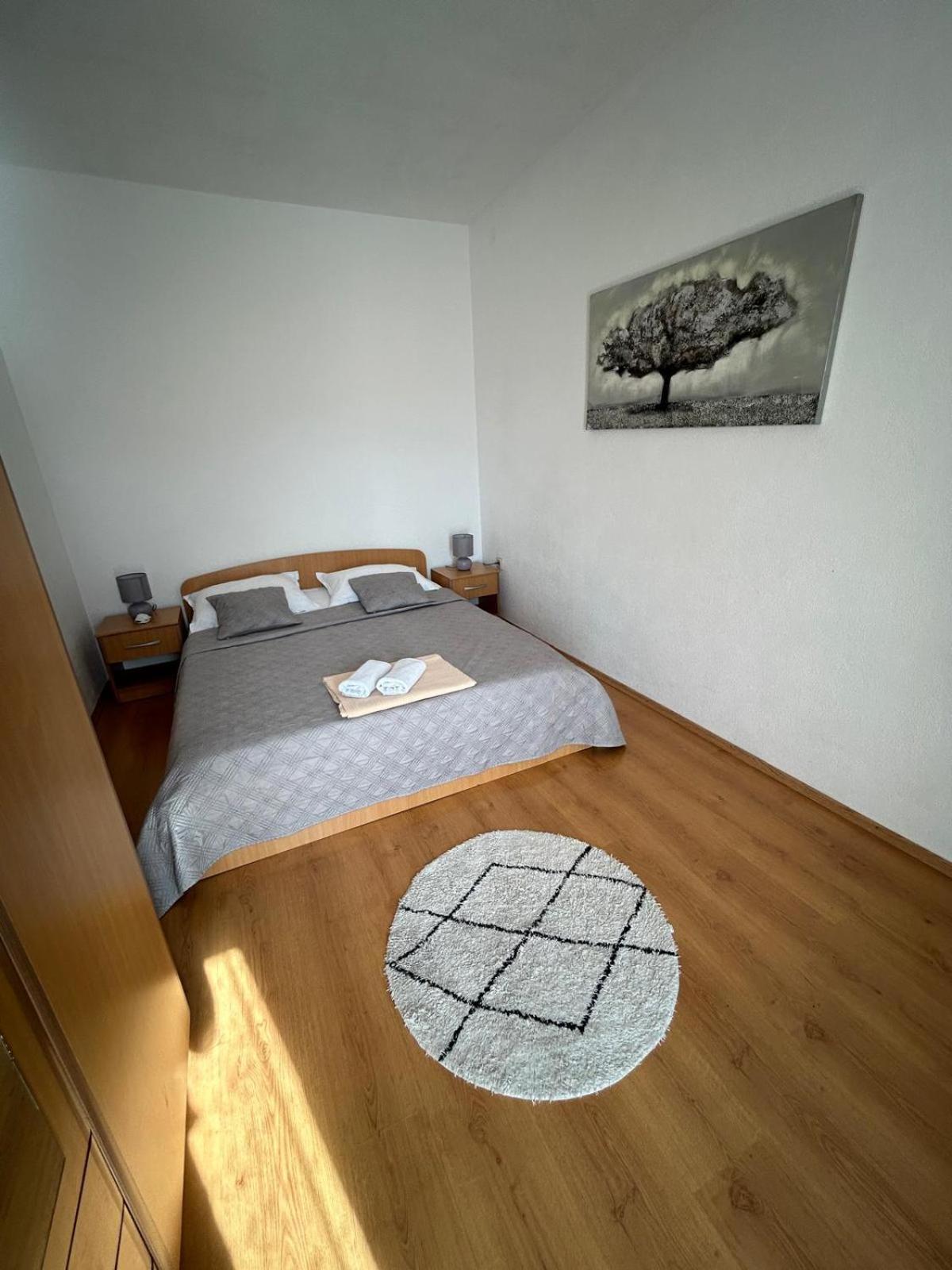 Apartmani Grgic Trogir Buitenkant foto