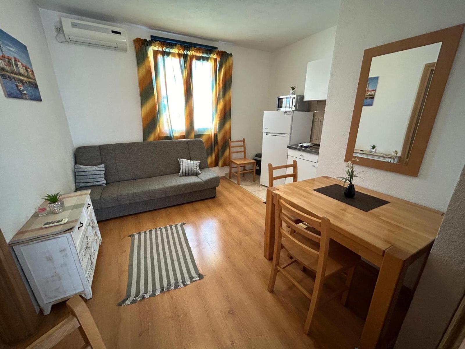 Apartmani Grgic Trogir Buitenkant foto