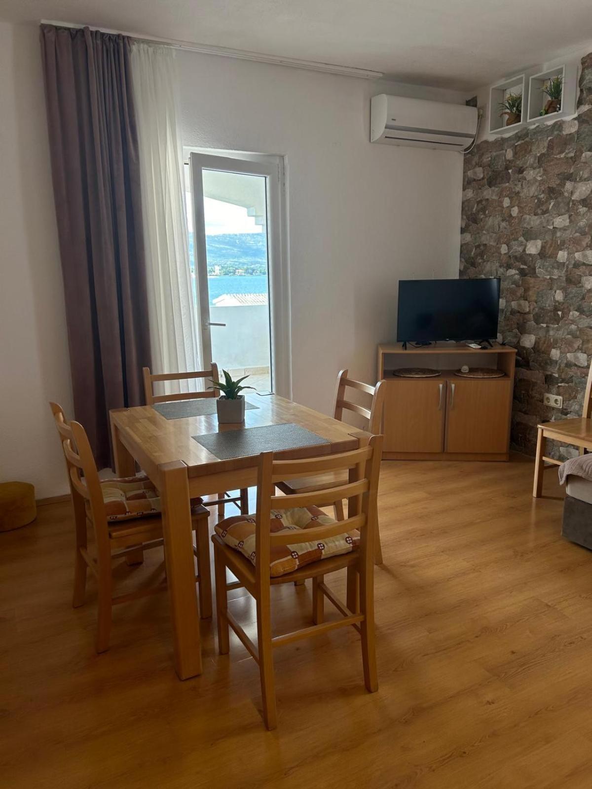Apartmani Grgic Trogir Buitenkant foto