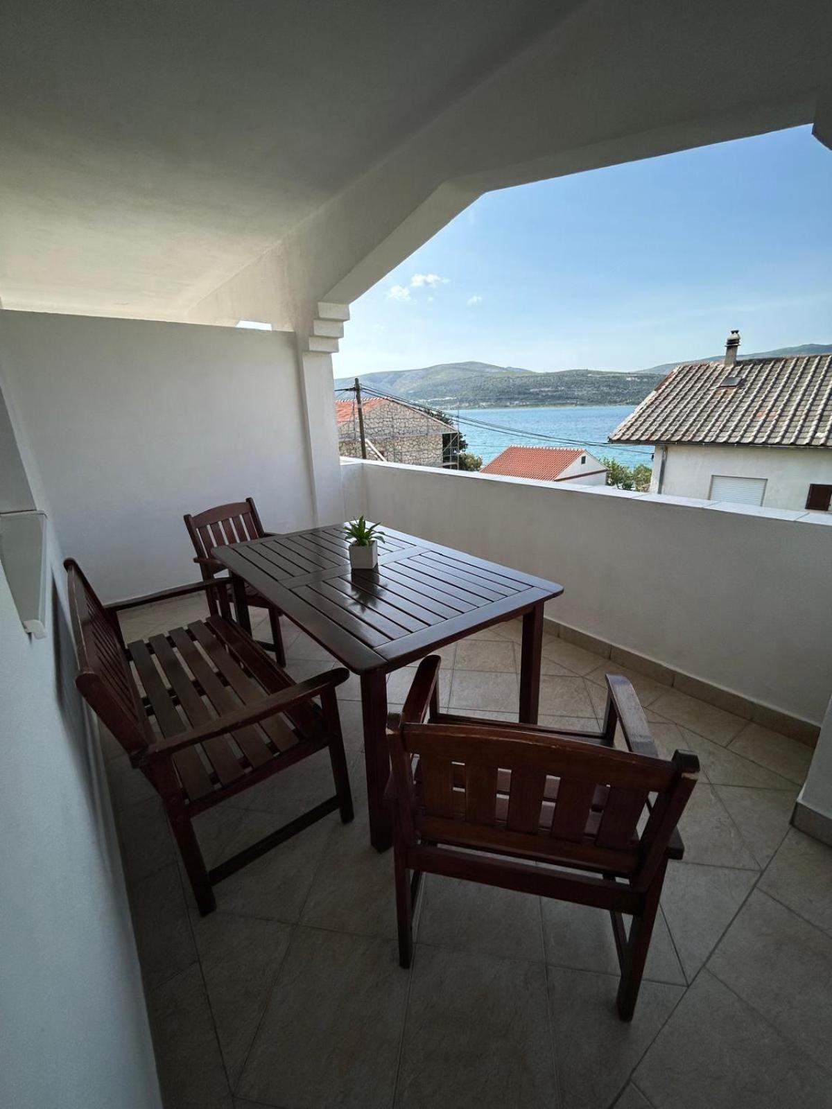 Apartmani Grgic Trogir Buitenkant foto