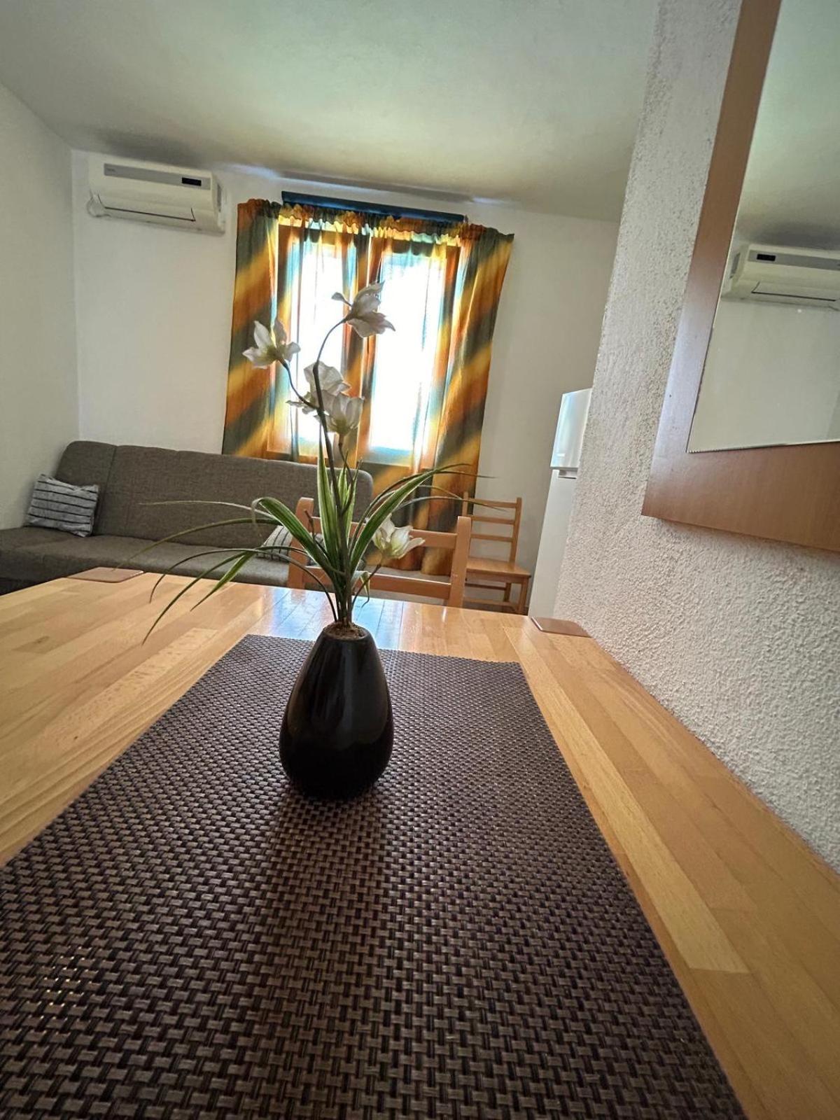 Apartmani Grgic Trogir Buitenkant foto